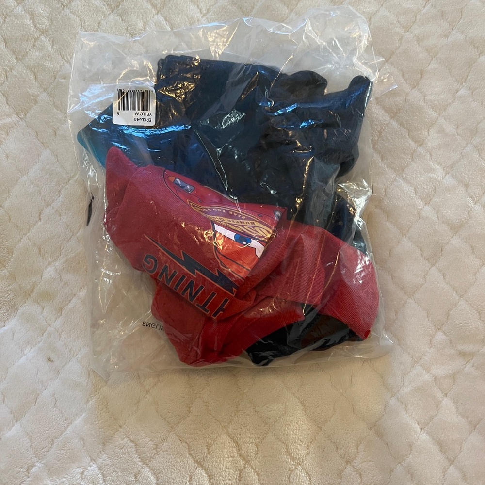 Red and Blue Lightning McQueen sweatshirt and pants pajama set 2T